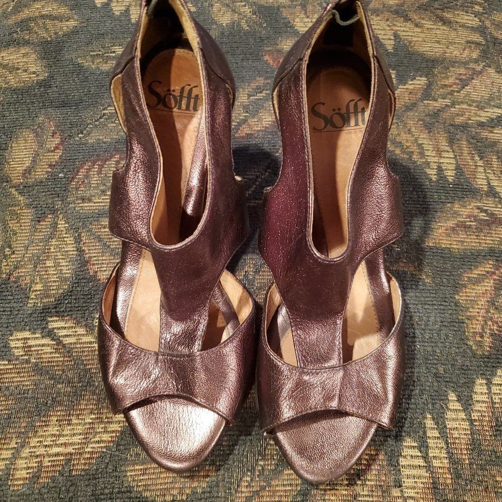 Sofft Brown Peep Toe Heels